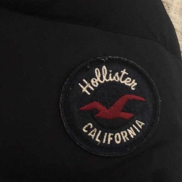Hollister Sherpa vest, M ✅ - Picture 3 of 7